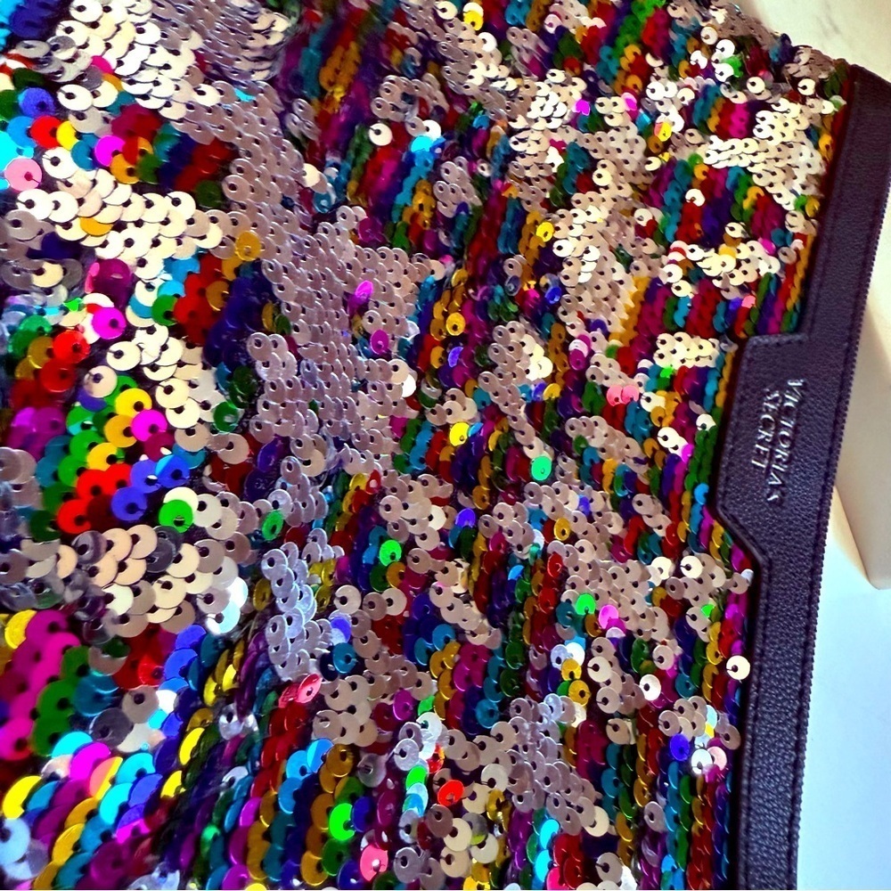 NWOT Victoria's Secret Multicolor Sequin Clutch - Picture 3 of 4